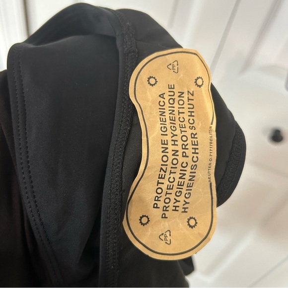 B2PRITY Black One Piece Cut Out V neck Ruffle V back Swim Suit Size 2XL Black - Picture 5 of 12